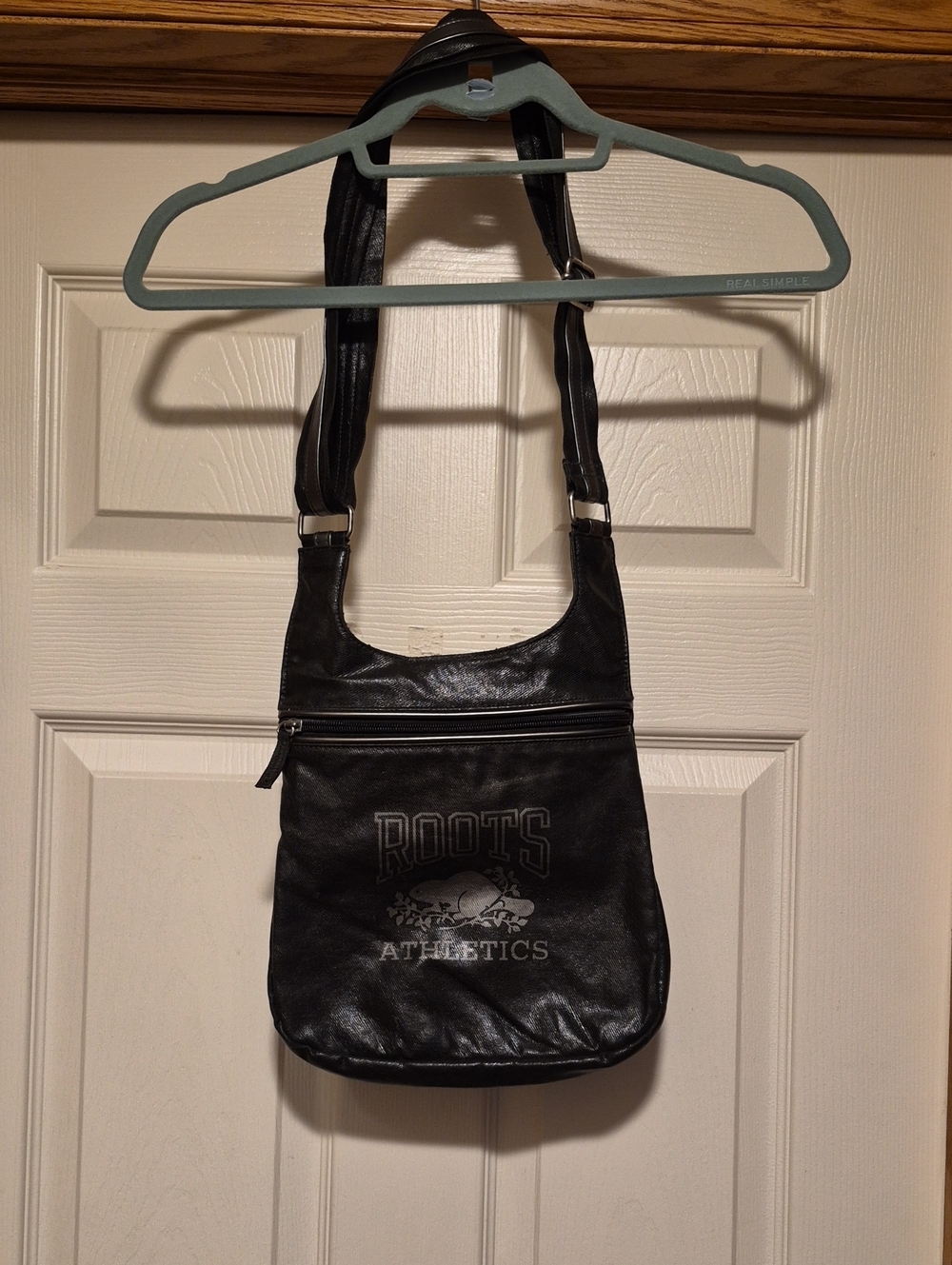 Roots Athletics Black Crossbody Shoulder Bag
